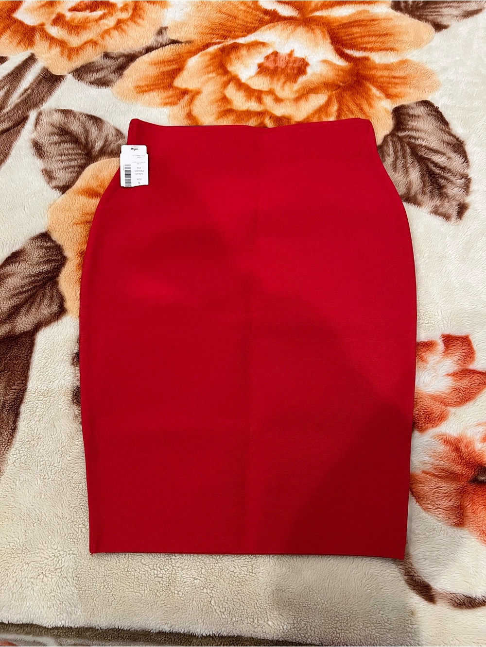 Red Women's Pencil Skirt - Sleek High-Waist Design